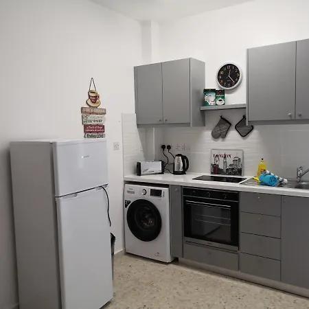 Premium Beach Studio Wh 12 Polis